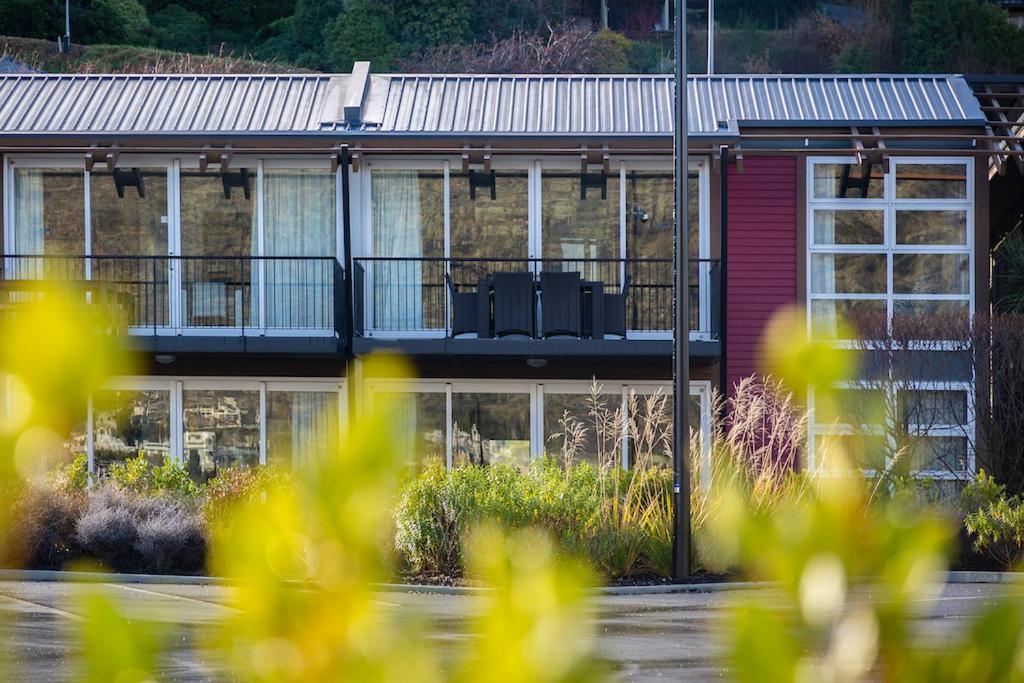 Absolute Lakefront Location - 3 Bedroom Apartment Queenstown Exterior photo